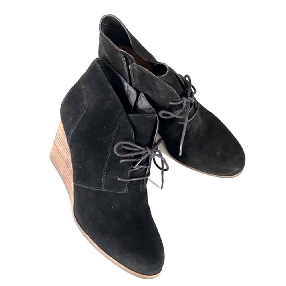 LUCKY BRAND Black Wedge Suede Lace Up Boots, Size 9